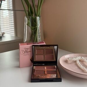 Charlotte tilbury pillow talk dream shadow